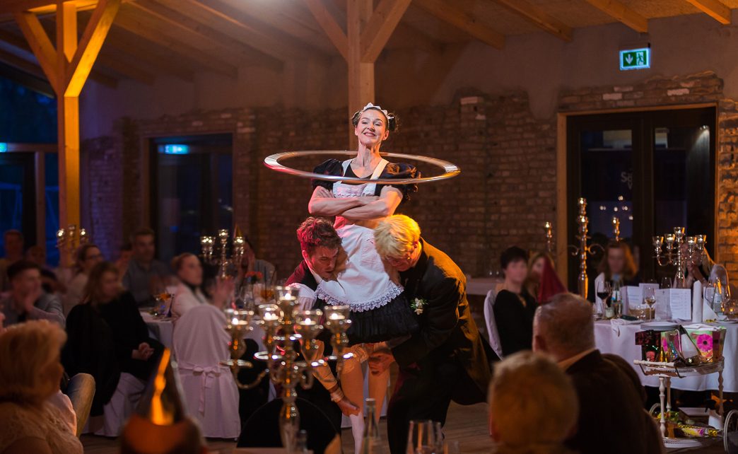 TISCHVARIETÉ – Dinnershow in der Söhnel Werft Berlin, Foto: Fotostudio Lauer, www.axellauer.de